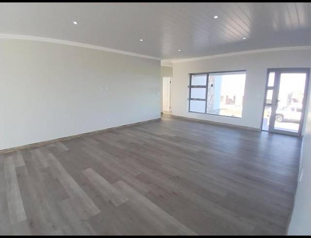 3 BEDROOM HOUSE FOR SALE IN STILBAAI-WES